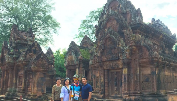 Banteay Srei, Tour, Siem Reap, Cambodia.